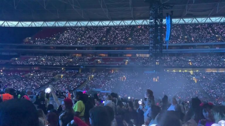ARMY_at_BTS_Love_Yourself_Speak_Yourself_concert_at_Wembley_Stadium,_1_June_2019