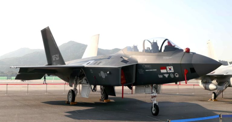 Sixth_prototype_of_KF-21_on_display_at_ADEX_2023_in_Seoul